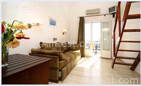 Loizos Hotel 13
